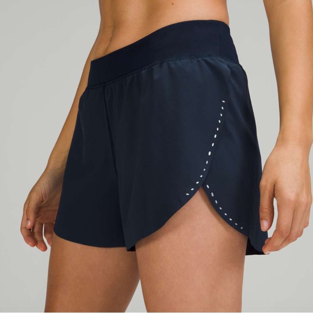 Lululemon Find Your Pace Lined High-Rise Short 3"
True Navy